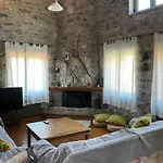 Number 5 House * Vitina