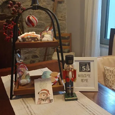 Number 5 House * Vitina