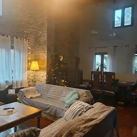 Number 5 House Βυτίνα