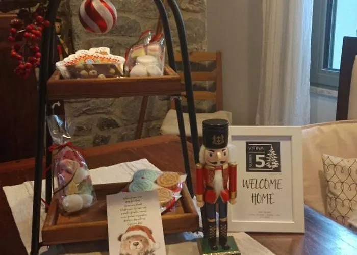 Number 5 House * Vytina