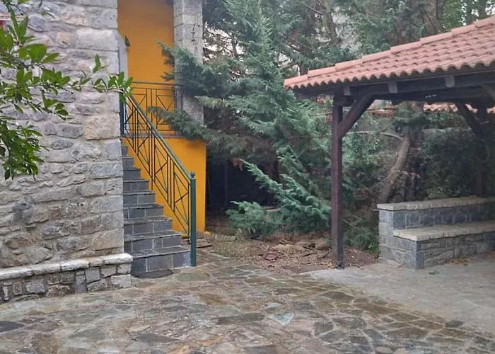 Number 5 House Βυτίνα