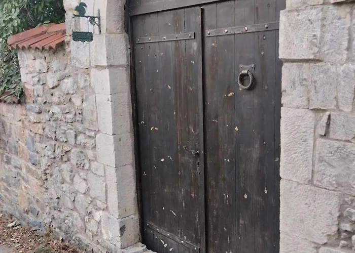 Number 5 House * Βυτίνα