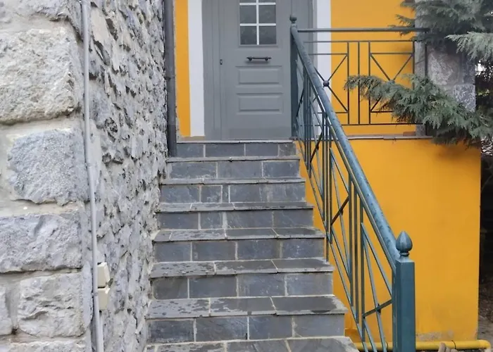 Number 5 House Βυτίνα